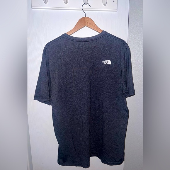 The North Face
Charcoal T-shirt Size L
Never worn - Picture 2 of 3
